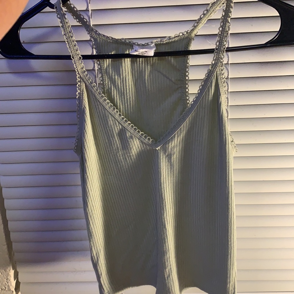 Tank top - Picture 2 of 3